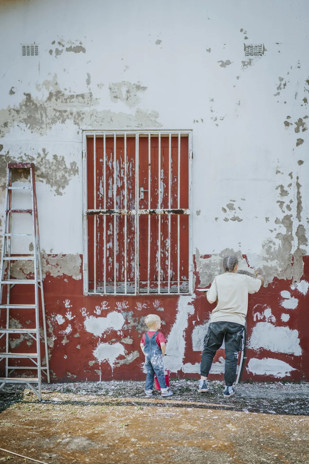 Working alongside community members